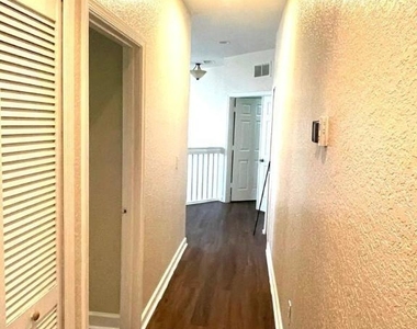 10454 Galleria Street - Photo Thumbnail 20