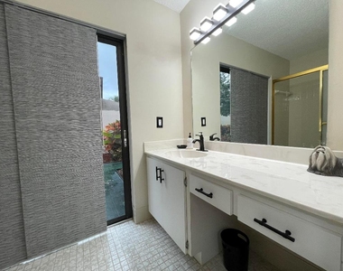 354 Sw 28th Avenue - Photo Thumbnail 13