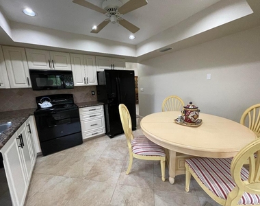 354 Sw 28th Avenue - Photo Thumbnail 8