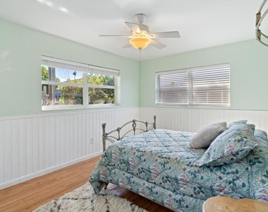 1001 Se 5 Avenue - Photo Thumbnail 9