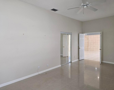 6179 Bear Creek Court - Photo Thumbnail 12
