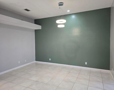 6179 Bear Creek Court - Photo Thumbnail 11