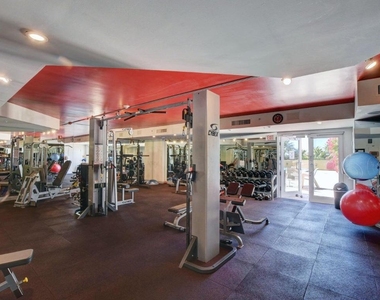 1551 N Flagler Drive - Photo Thumbnail 20