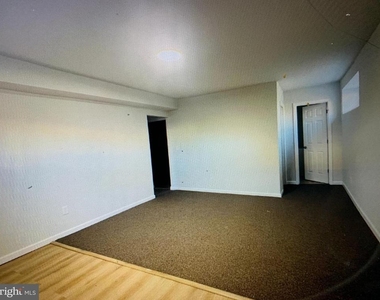401 Blue Bell Road - Photo Thumbnail 2