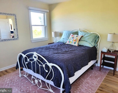 8034 Riverview Road - Photo Thumbnail 32