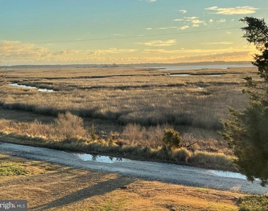 8034 Riverview Road - Photo Thumbnail 43