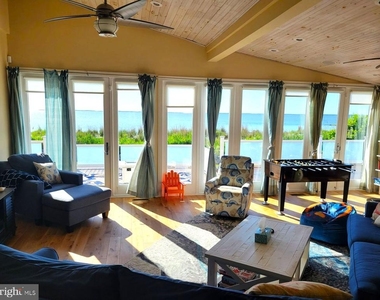 8034 Riverview Road - Photo Thumbnail 3