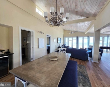 8034 Riverview Road - Photo Thumbnail 11