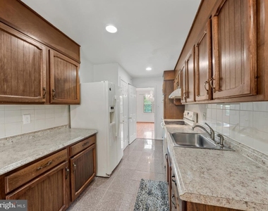 7654 Westlake Terrace - Photo Thumbnail 6