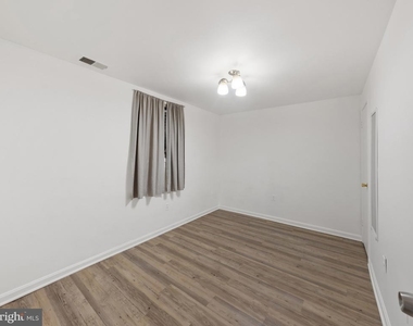 7654 Westlake Terrace - Photo Thumbnail 26