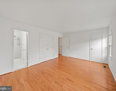 7654 Westlake Terrace - Photo Thumbnail 16