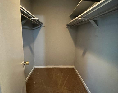 6324 Marykirk Drive - Photo Thumbnail 15