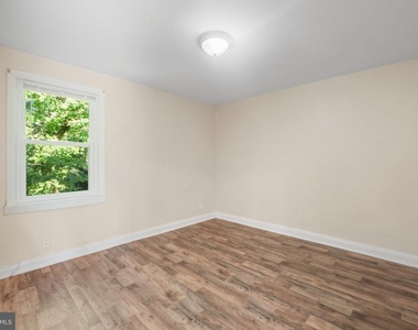 5424 Belle Vista Avenue - Photo Thumbnail 11