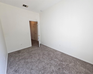 304 Windridge Village Cv - Photo Thumbnail 30