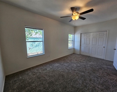 304 Windridge Village Cv - Photo Thumbnail 16