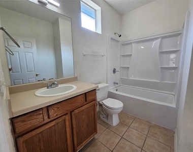 304 Windridge Village Cv - Photo Thumbnail 20