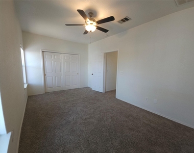 304 Windridge Village Cv - Photo Thumbnail 17