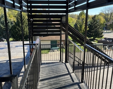 903 Main Street - Photo Thumbnail 9