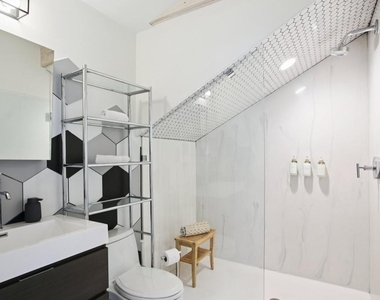 69 Randolph Street Ne - Photo Thumbnail 15