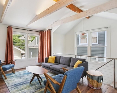 69 Randolph Street Ne - Photo Thumbnail 2