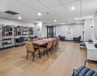 150 East 34th Street, Unit 2903 - Photo Thumbnail 14