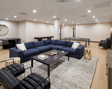 150 East 34th Street, Unit 2903 - Photo Thumbnail 10