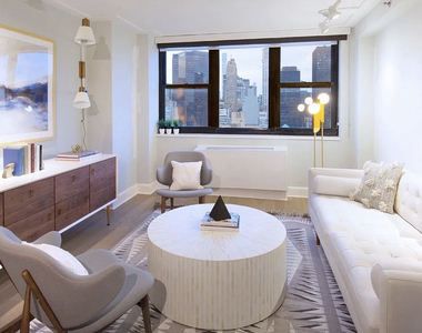 150 East 34th Street, Unit 2903 - Photo Thumbnail 7