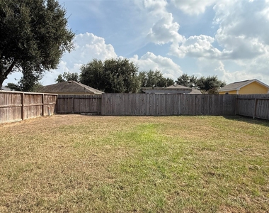 2403 Chalet Road - Photo Thumbnail 16