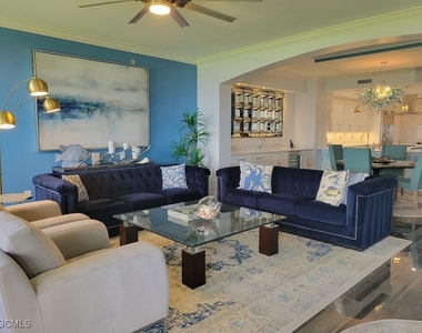 11620 Court Of Palms - Photo Thumbnail 2