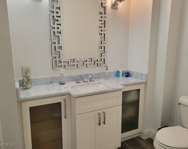 11620 Court Of Palms - Photo Thumbnail 15