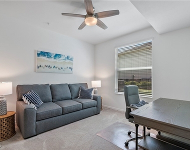 43041 Greenway Boulevard - Photo Thumbnail 9