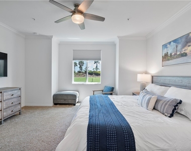 43041 Greenway Boulevard - Photo Thumbnail 16