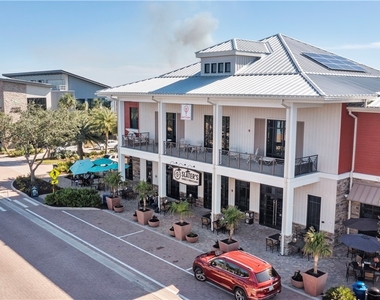43041 Greenway Boulevard - Photo Thumbnail 44