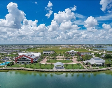 43041 Greenway Boulevard - Photo Thumbnail 47