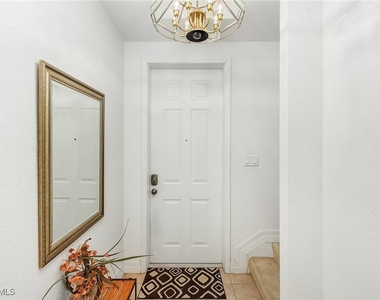 9814 Quinta Artesa Way - Photo Thumbnail 8