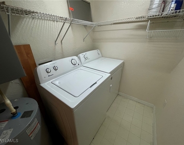 8274 Key Royal Circle - Photo Thumbnail 10