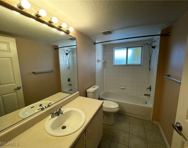 8274 Key Royal Circle - Photo Thumbnail 7