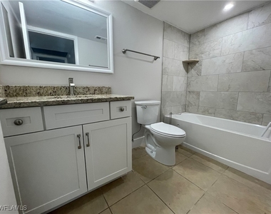 5323 Summerlin Road - Photo Thumbnail 14
