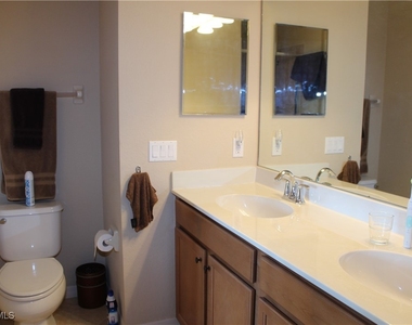 10338 Heritage Bay Boulevard - Photo Thumbnail 15