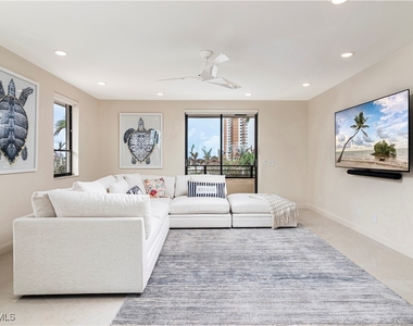 4400 Gulf Shore Boulevard N - Photo Thumbnail 7