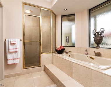 4400 Gulf Shore Boulevard N - Photo Thumbnail 14