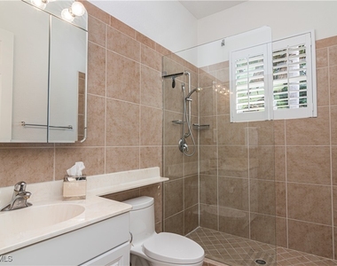 380 5th Avenue N - Photo Thumbnail 15