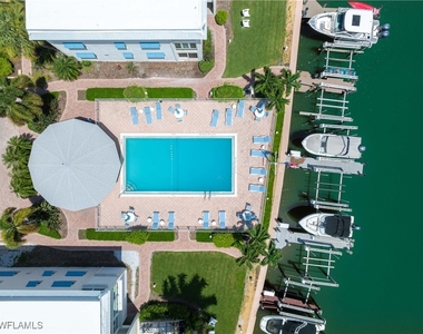 2100 Gulf Shore Boulevard N - Photo Thumbnail 24