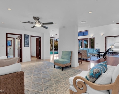 795 18th Avenue S - Photo Thumbnail 16