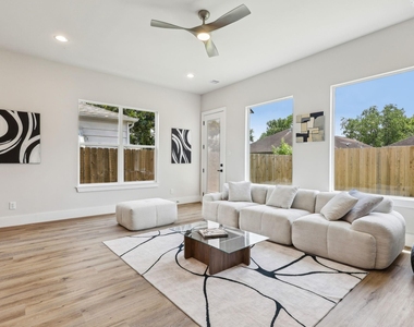 3722 Nathaniel Brown Street - Photo Thumbnail 4