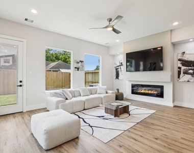 3722 Nathaniel Brown Street - Photo Thumbnail 3