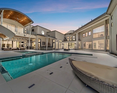 4043 Maranatha Drive - Photo Thumbnail 17