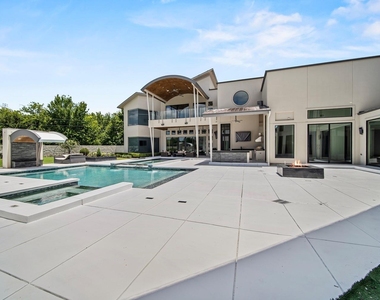 4043 Maranatha Drive - Photo Thumbnail 13