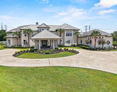 4043 Maranatha Drive - Photo Thumbnail 3