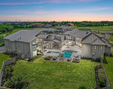 4043 Maranatha Drive - Photo Thumbnail 14